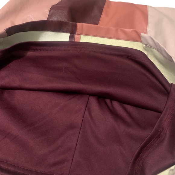 Mi Ami pink color block mini skirt, faux leather, size L - Picture 5 of 6